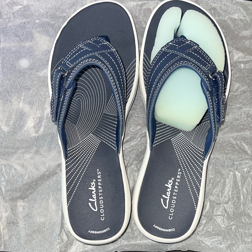 Clarks Cloudsteppers Navy Sandals